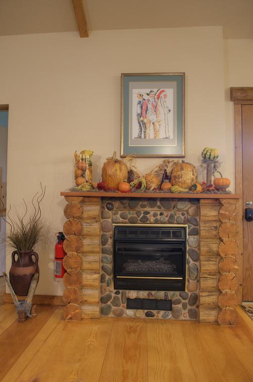 Grand Canyon Bed And Breakfast Williams Buitenkant foto