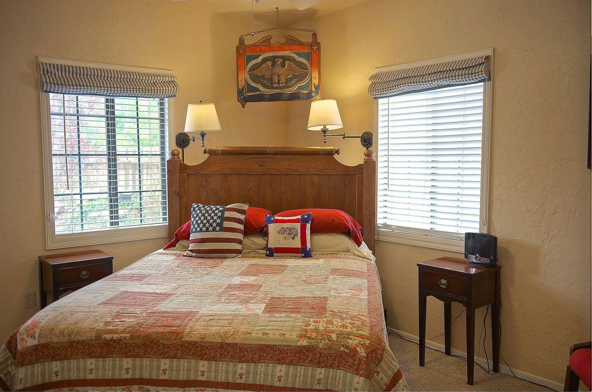 Grand Canyon Bed And Breakfast Williams Buitenkant foto
